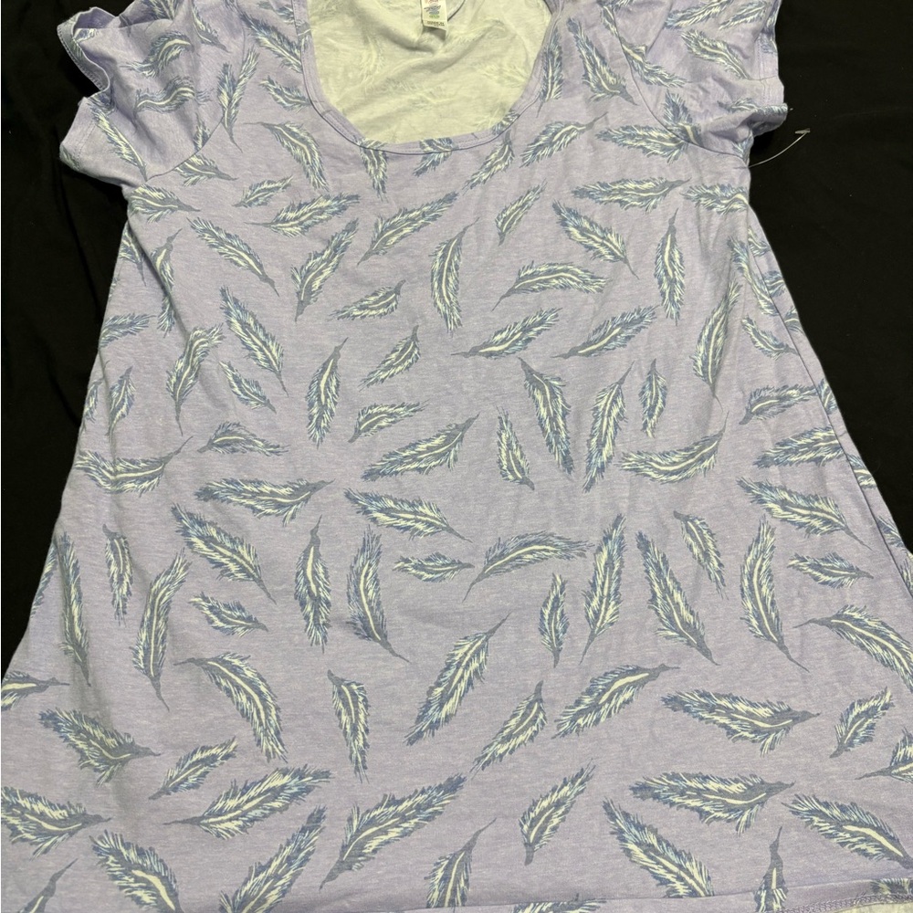 LuLaRoe White and Gray Cap Sleeve Blouse